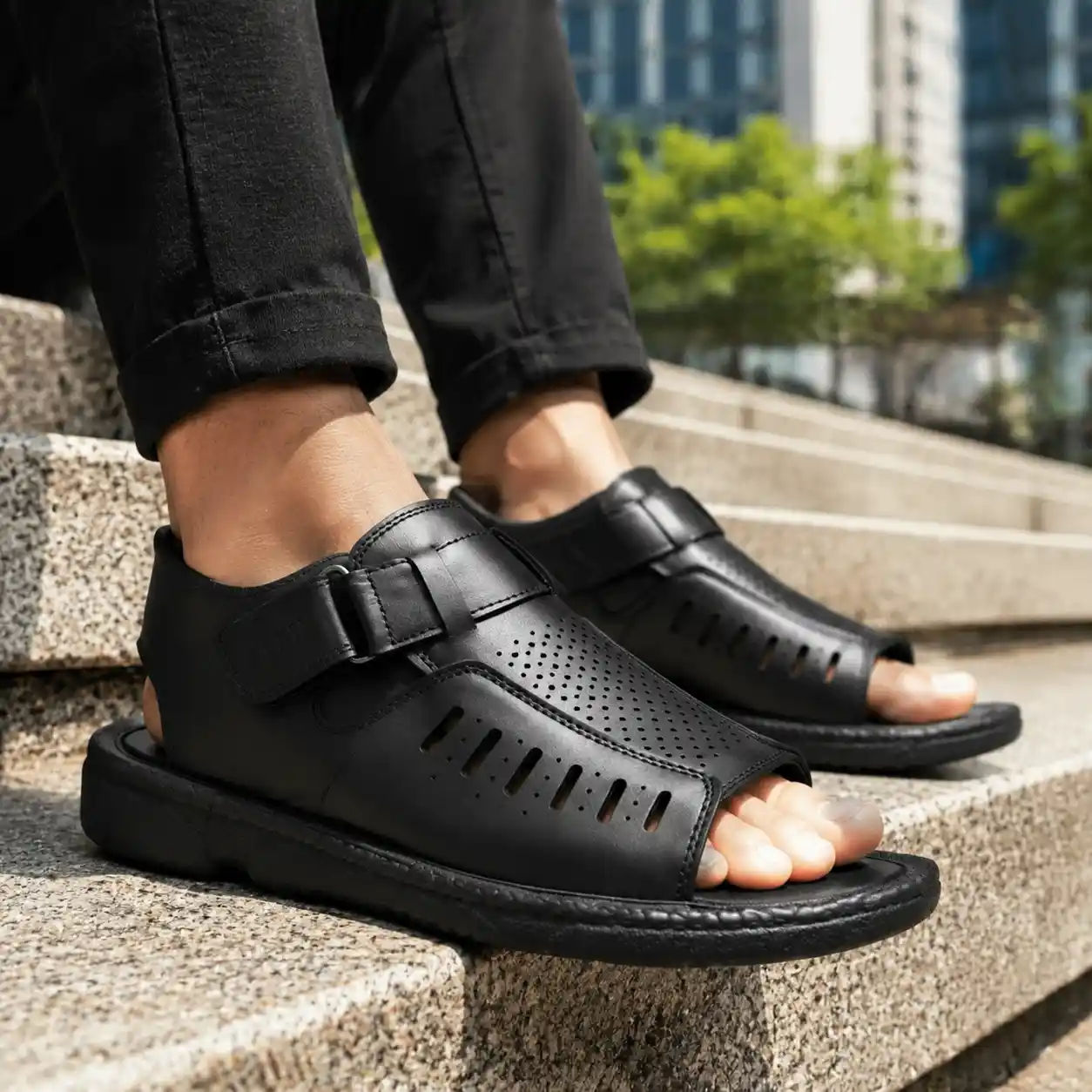 صندل جلوباز مردانه مشکی مدل Sany